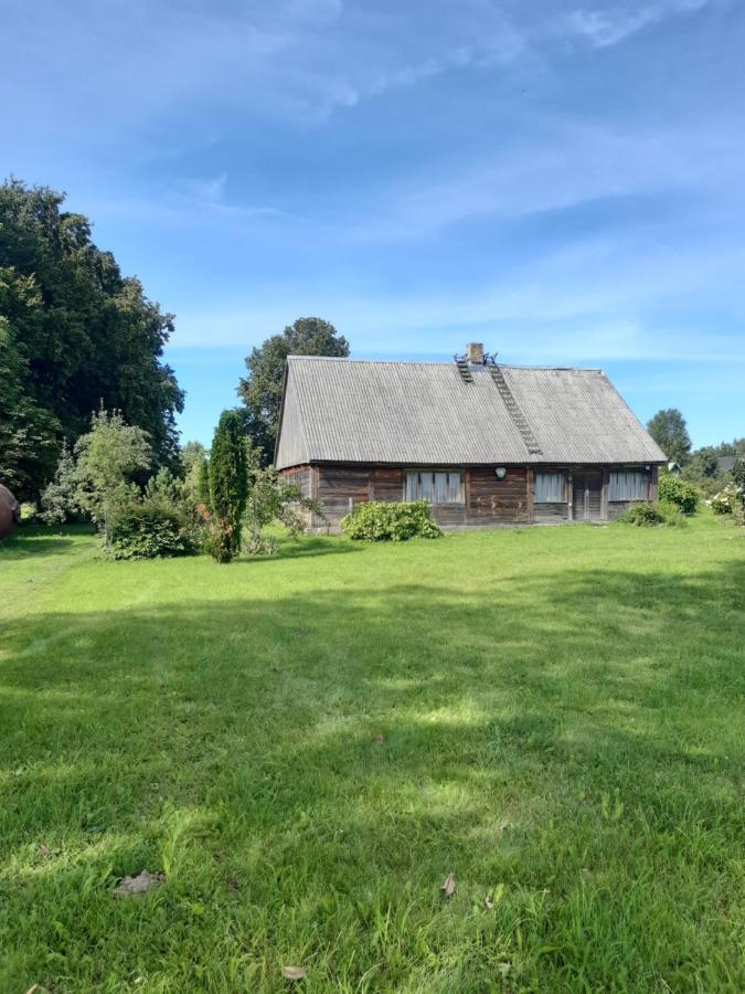Brivdienu Lauku Maja Budnieki Akmendziras Exterior photo