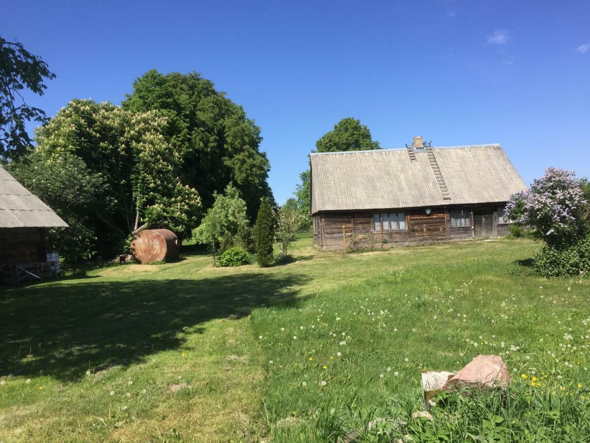 Brivdienu Lauku Maja Budnieki Akmendziras Exterior photo
